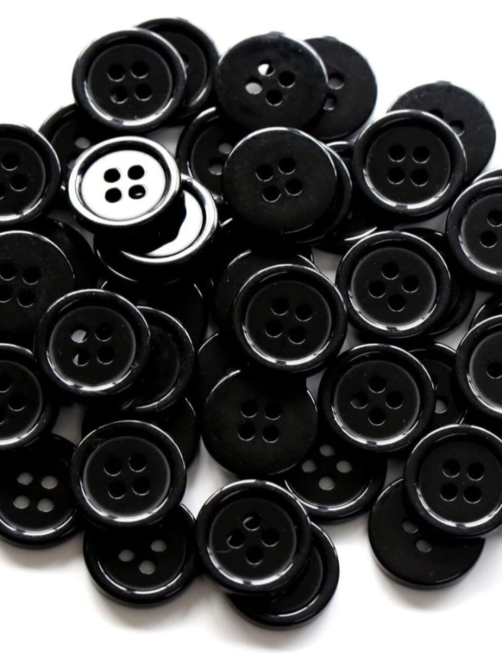 5/8 Inch 4 Holes Black Buttons 15mm Sewing Round Button for Craft Pack of 160 Pc